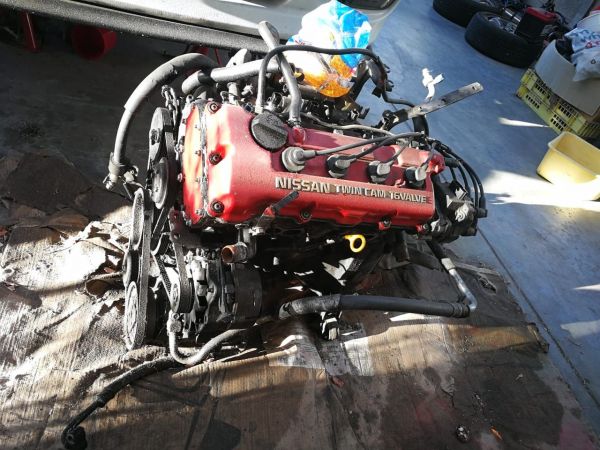 1.6 si nissan motor and gearbox - Spares - Western Cape