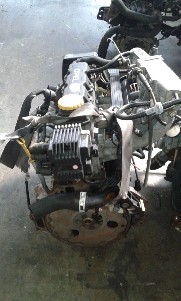 Opel Corsa 1.6i Lite low mileage import engine for sale Stripping for