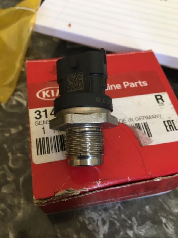 Bosch Common Rail Diesel Pressure Sensor Kia/Hyundai Engine Turbo